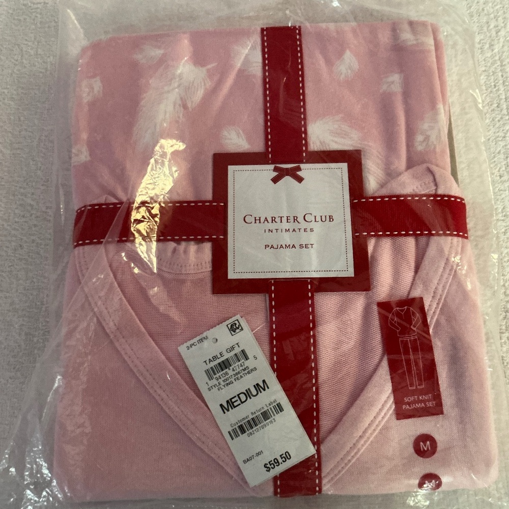 Charter Club Women’s Soft Knit Pink PJ Set Flying Feathers Size Medium